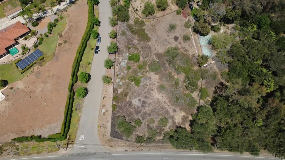1986 Via Rancho Pkwy Escondido, CA 92029
