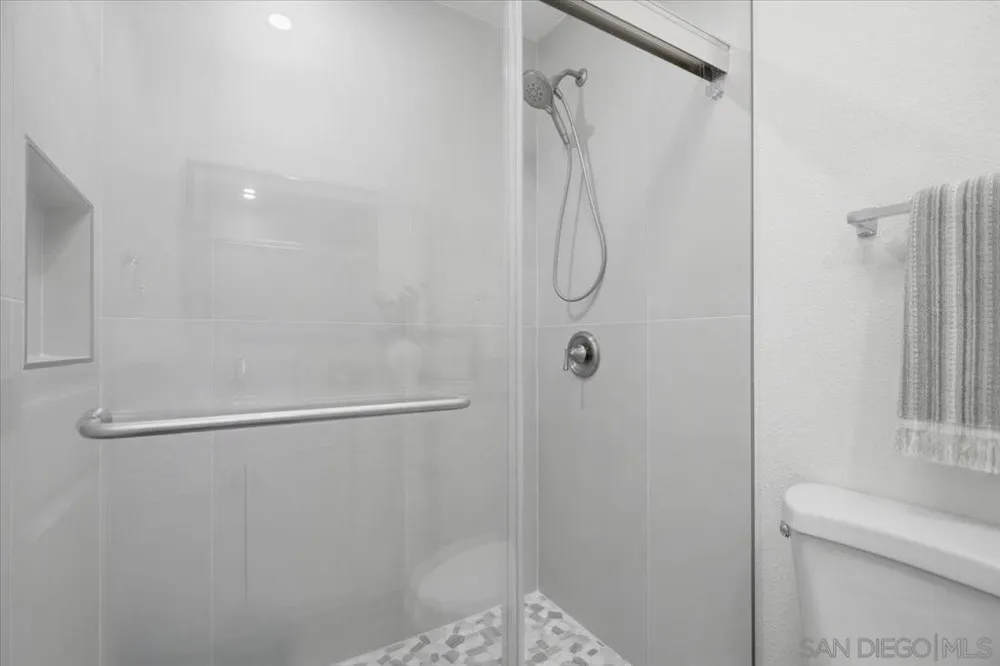 5533 Adobe Falls Rd #3 San Diego, CA 92120