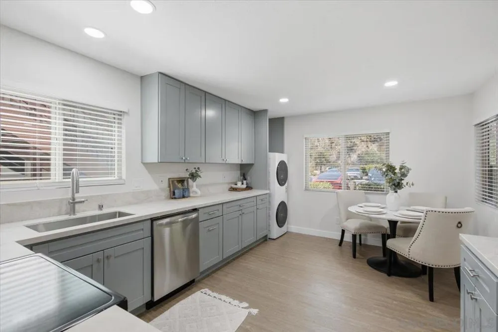 5533 Adobe Falls Rd #3 San Diego, CA 92120