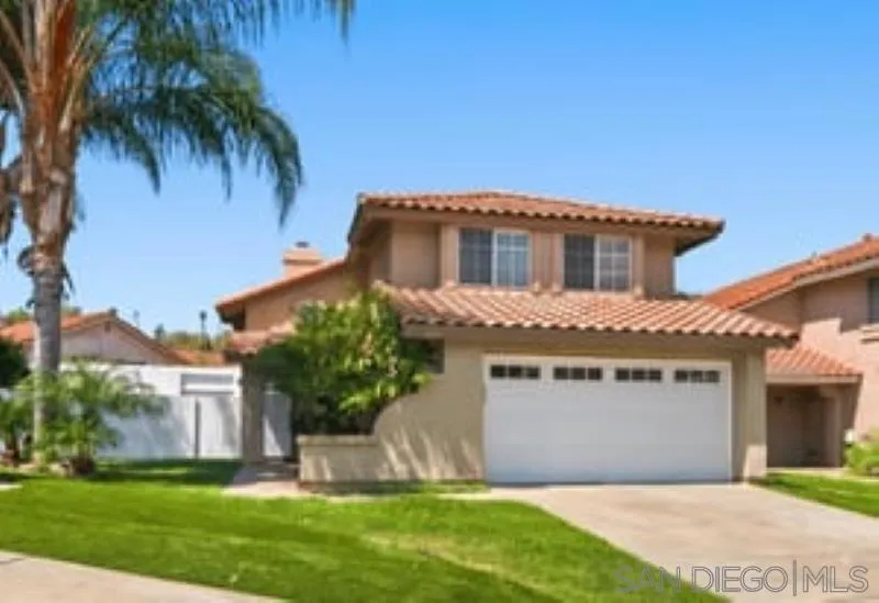 633 Thunder Gln Escondido, CA 92027