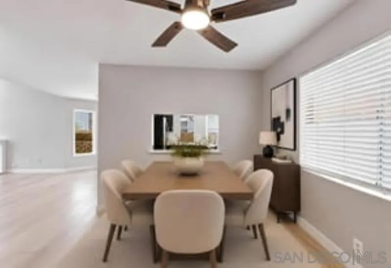633 Thunder Gln Escondido, CA 92027