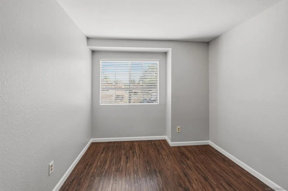 633 Thunder Gln Escondido, CA 92027