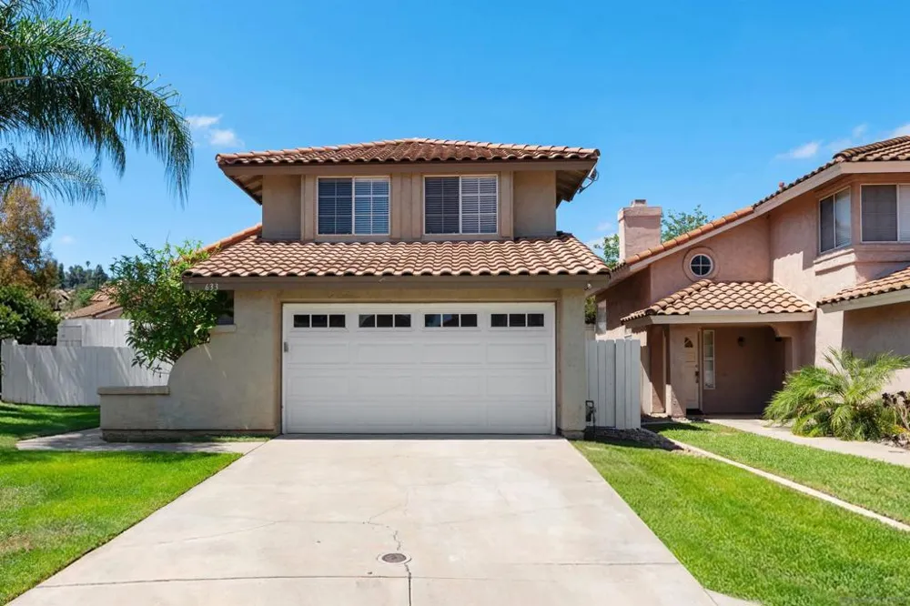 633 Thunder Gln Escondido, CA 92027