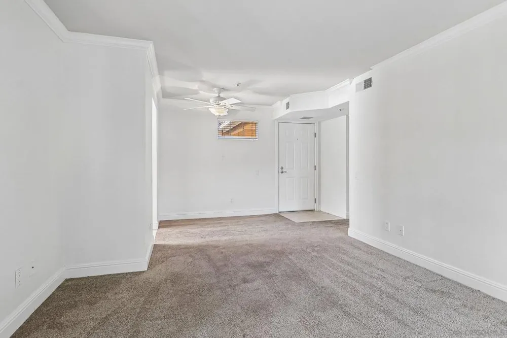 5648 Amaya #122 La Mesa, CA 91942