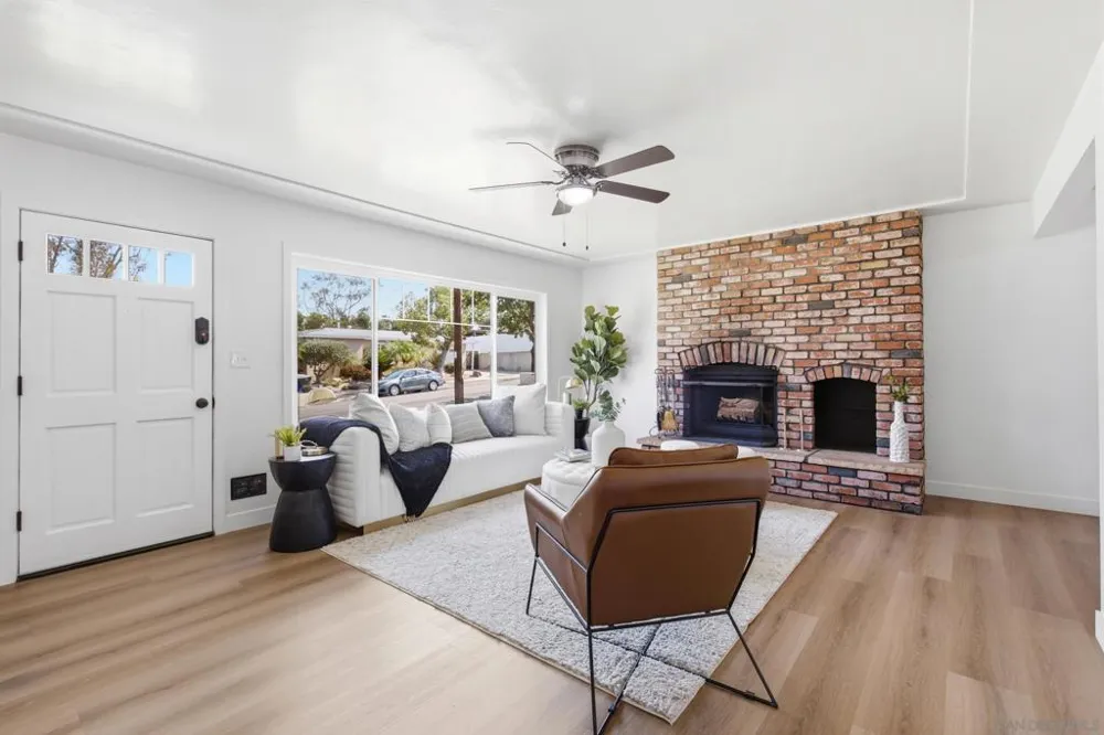 6955 Bruce Court La Mesa, CA 91942