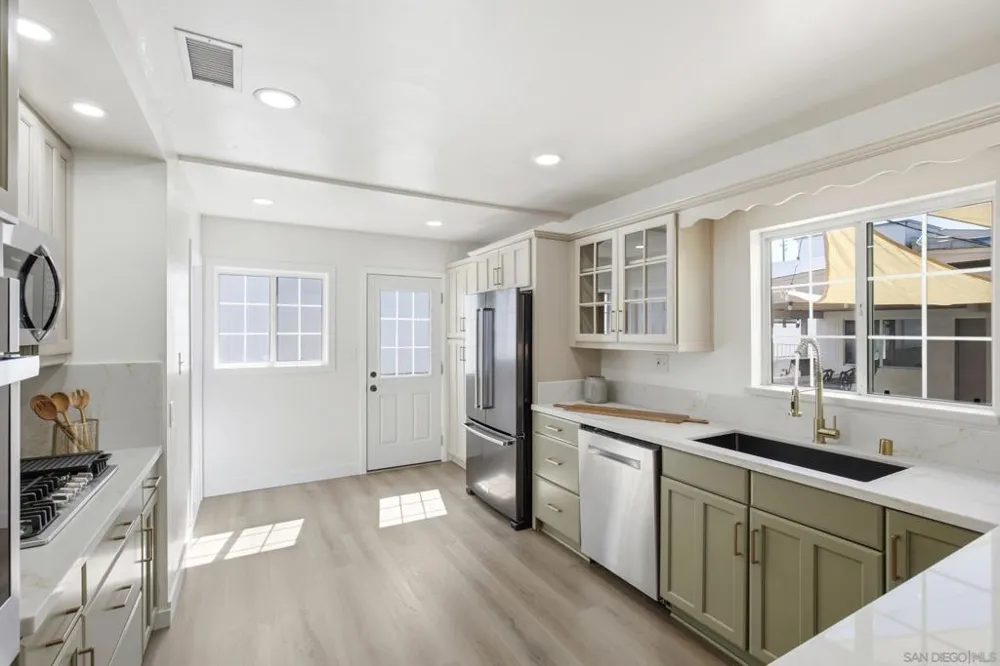 6955 Bruce Court La Mesa, CA 91942