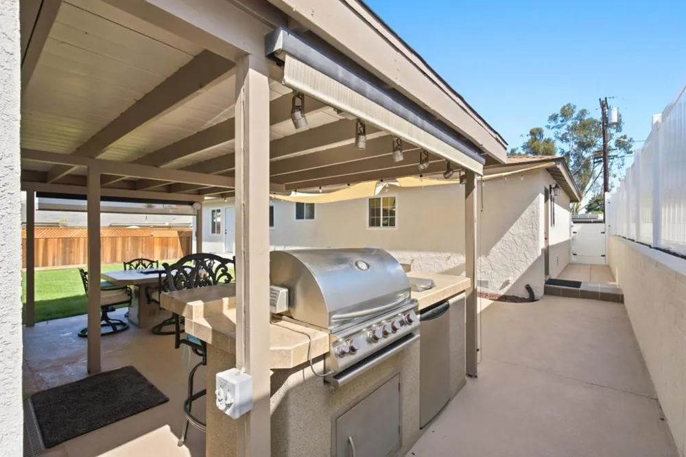 6955 Bruce Court La Mesa, CA 91942