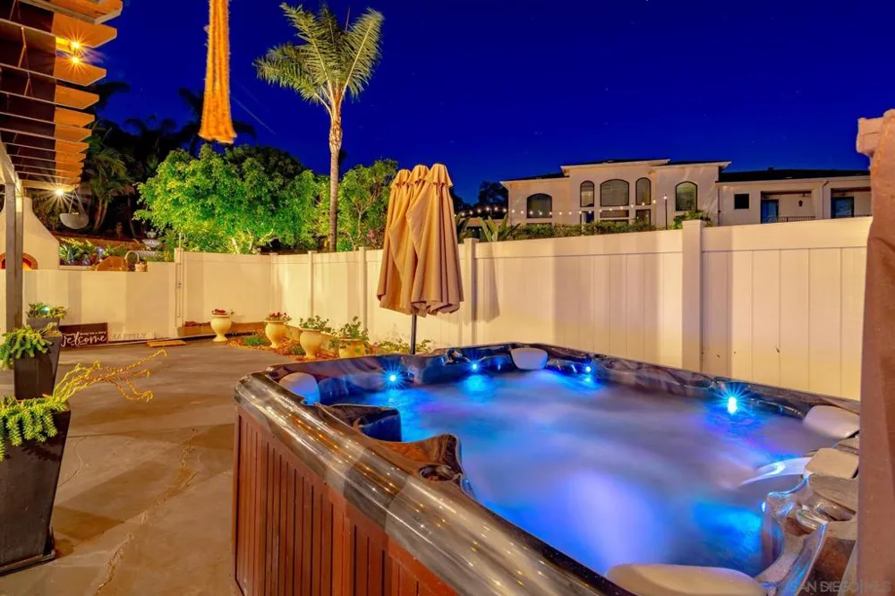 9165 San Juan Place La Mesa, CA 91941