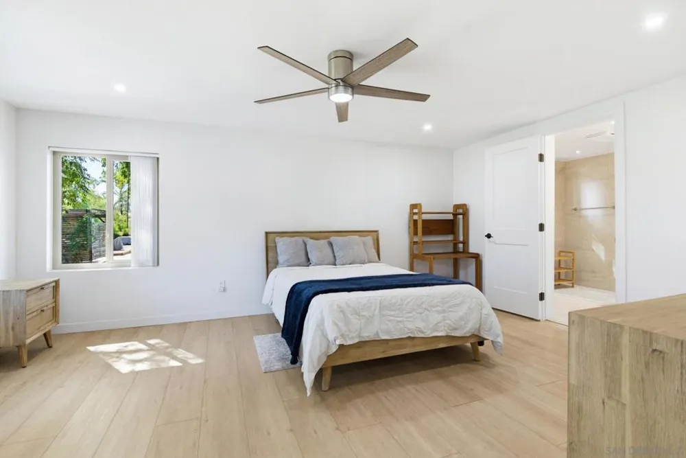 9165 San Juan Place La Mesa, CA 91941