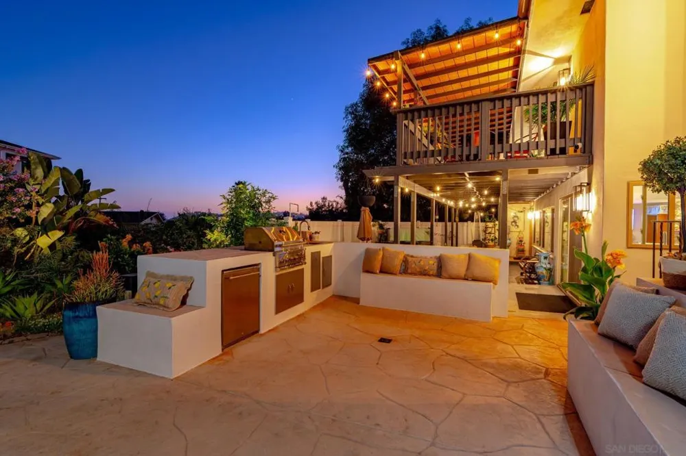 9165 San Juan Place La Mesa, CA 91941