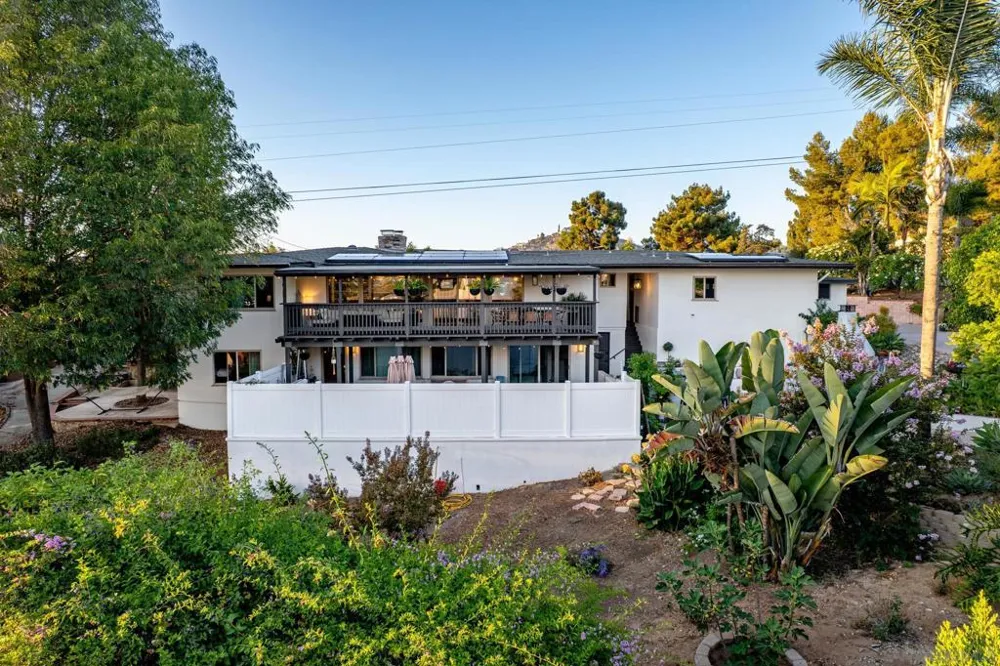 9165 San Juan Place La Mesa, CA 91941
