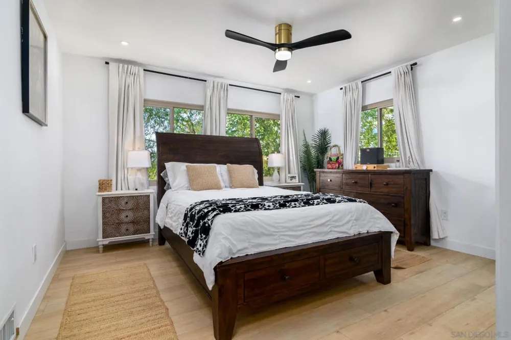 9165 San Juan Place La Mesa, CA 91941