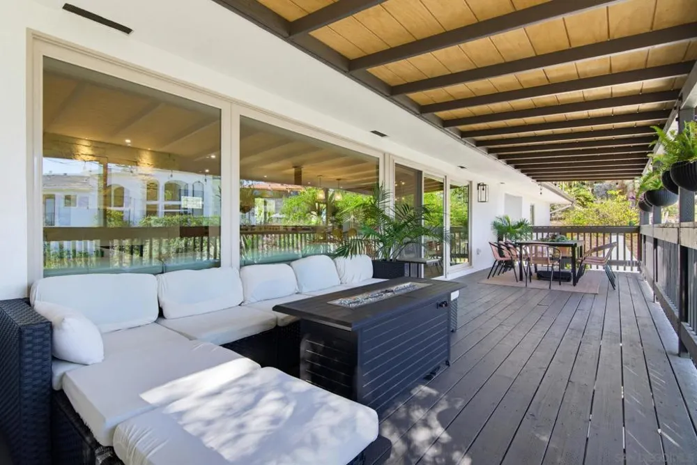9165 San Juan Place La Mesa, CA 91941