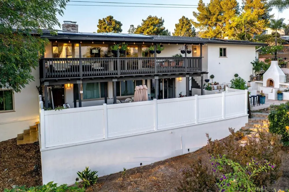9165 San Juan Place La Mesa, CA 91941