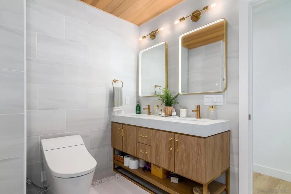 9165 San Juan Place La Mesa, CA 91941
