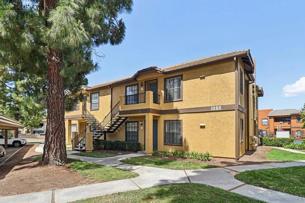 10611 Dabney Dr #11 San Diego, CA 92126
