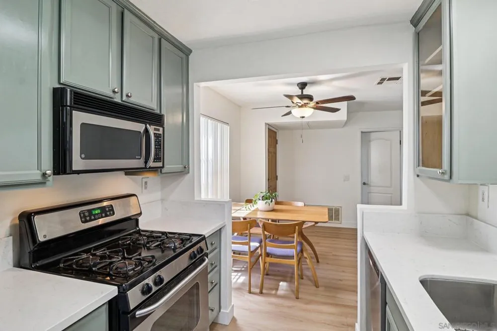 10611 Dabney Dr #11 San Diego, CA 92126