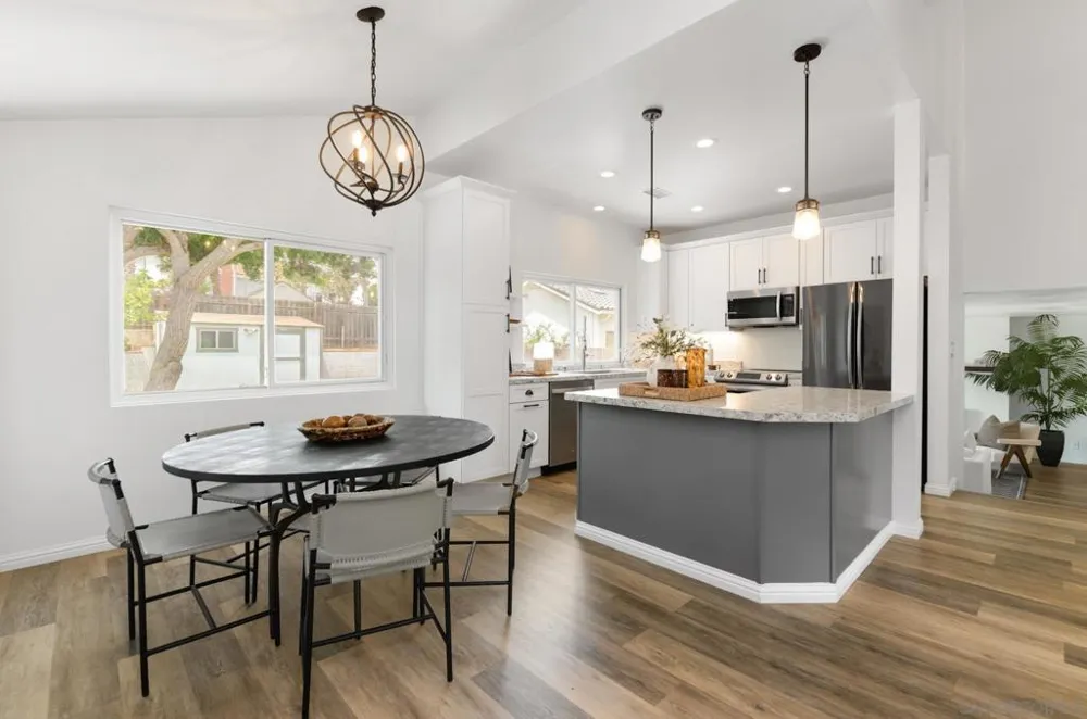 156 Cerro Encinitas, CA 92024