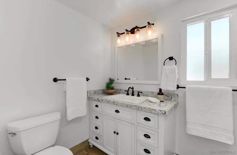 156 Cerro Encinitas, CA 92024