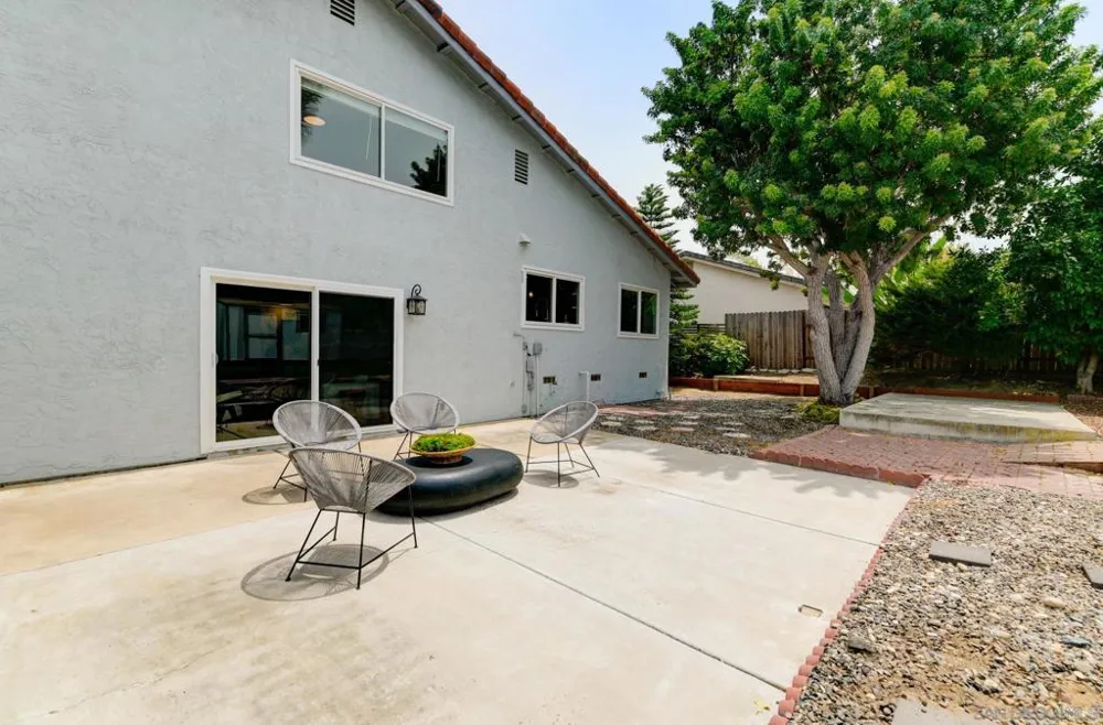 156 Cerro Encinitas, CA 92024