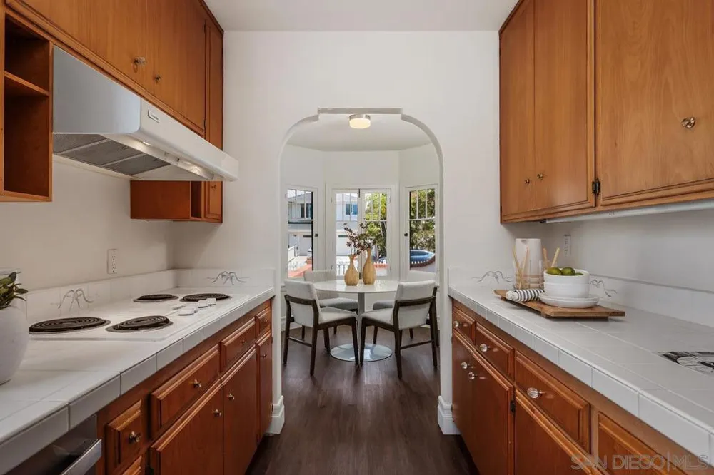 304 La Veta Ave Encinitas, CA 92024