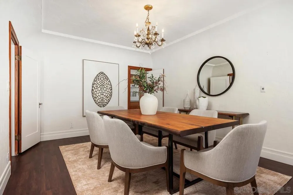 304 La Veta Ave Encinitas, CA 92024