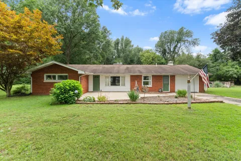 2264 Effie Lane