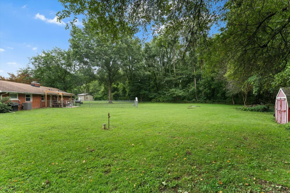 2264 Effie Lane Niles, MI 49120
