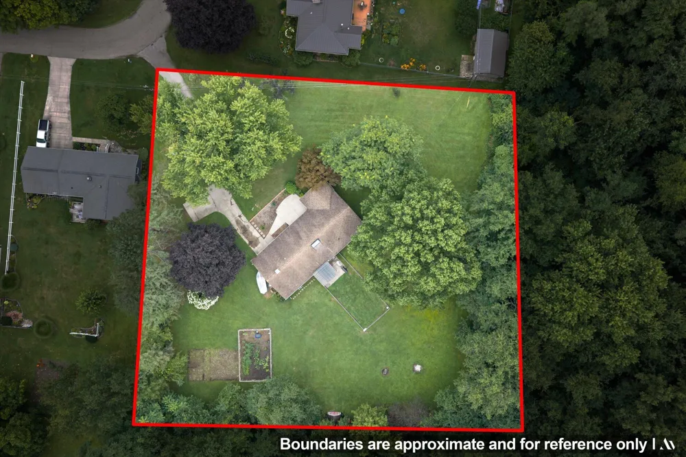 2264 Effie Lane Niles, MI 49120