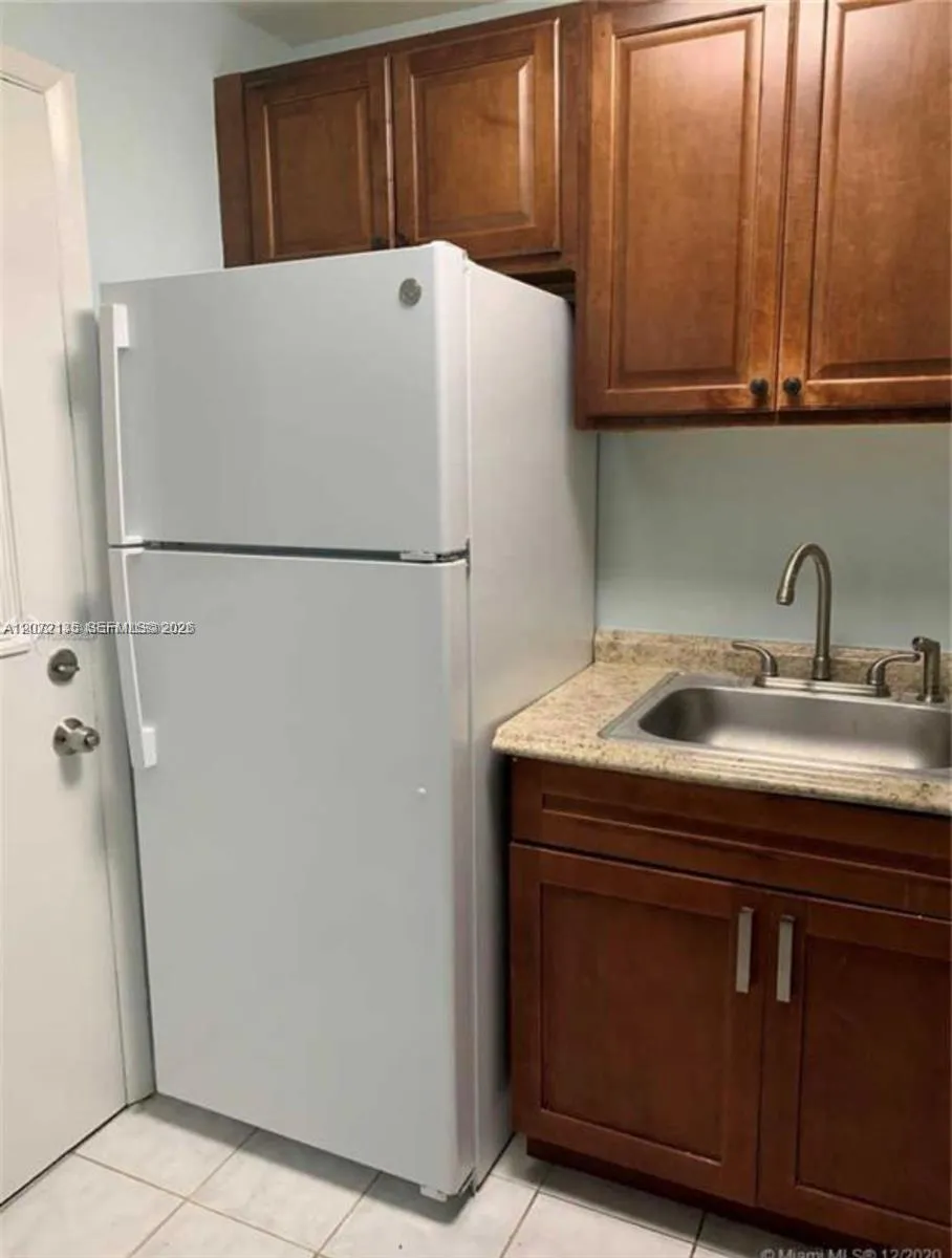 241 SE 9th Ave #109 Pompano Beach, FL 33060