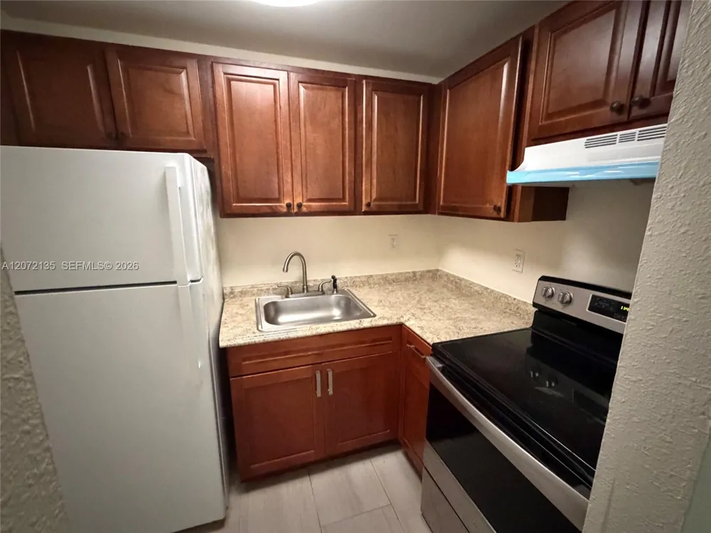 241 SE 9th Ave #109 Pompano Beach, FL 33060