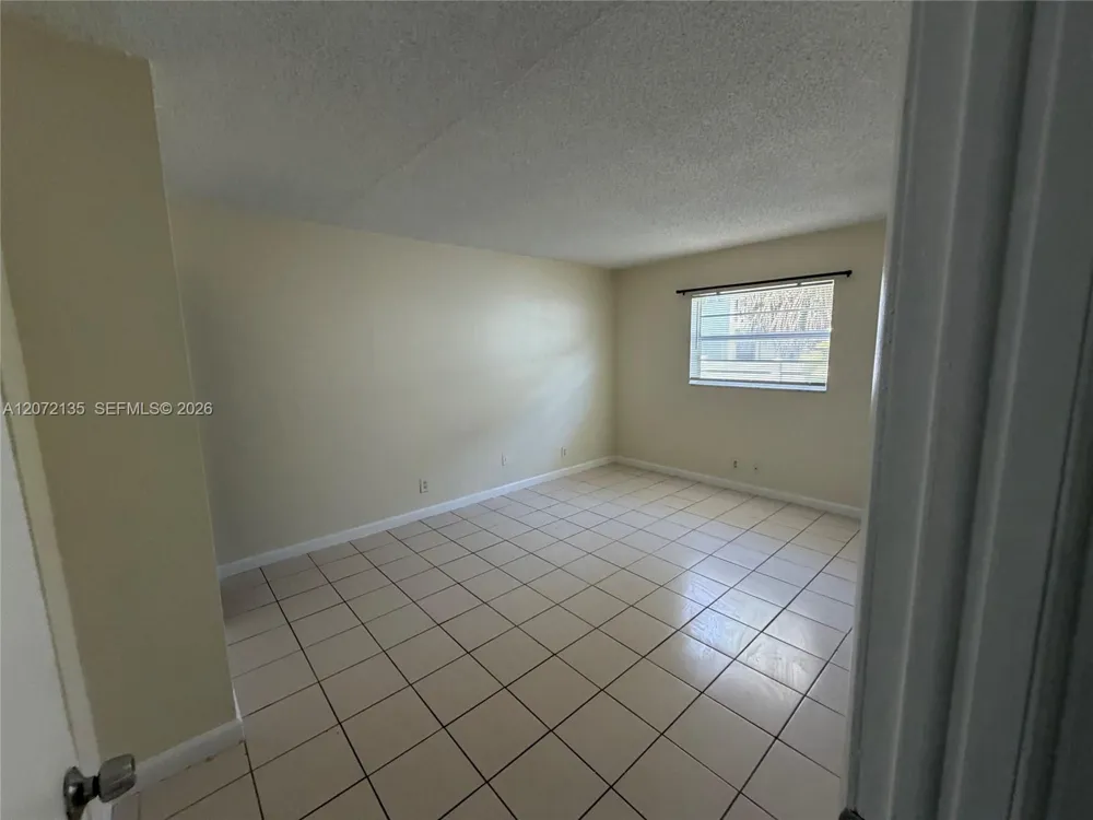 241 SE 9th Ave #109 Pompano Beach, FL 33060
