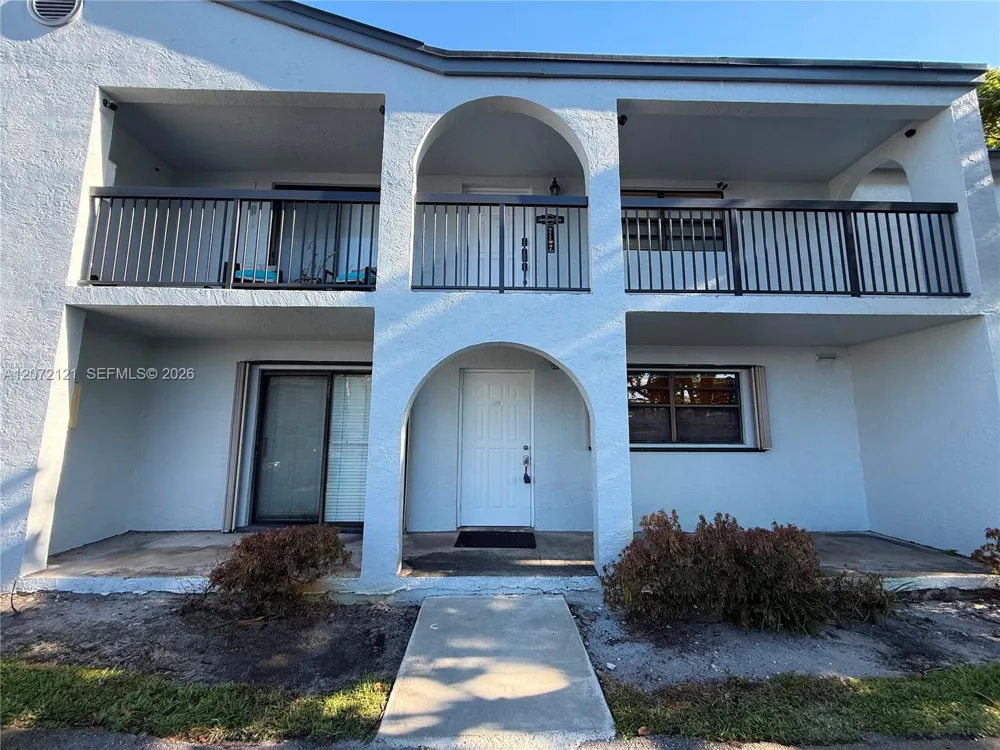 18200 Mediterranean Blvd #2201 Hialeah, FL 33015