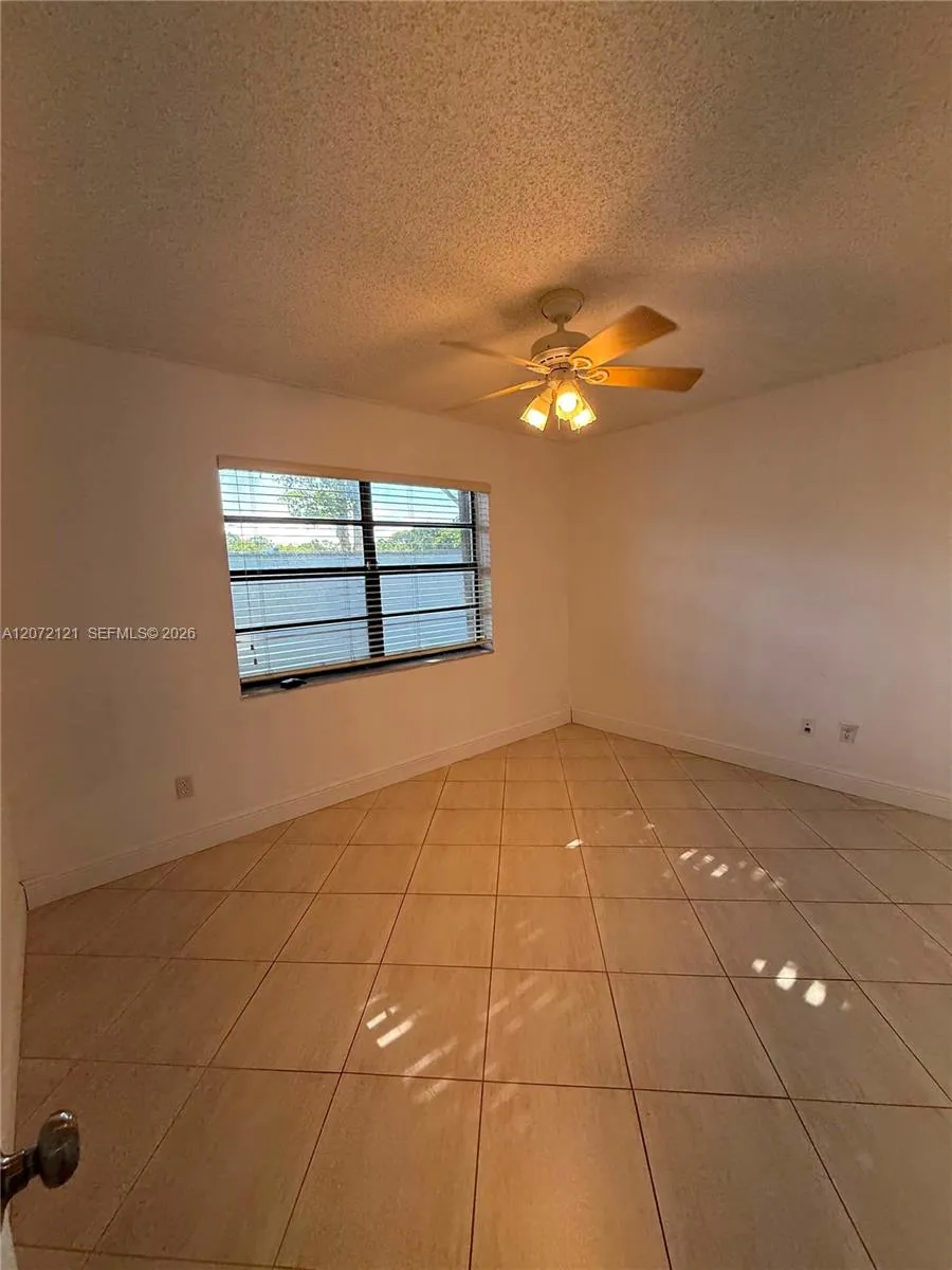18200 Mediterranean Blvd #2201 Hialeah, FL 33015