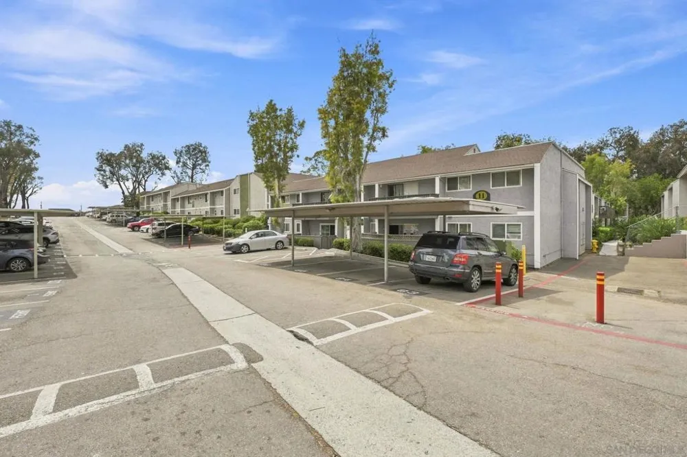6333 College Grove Way #10202 San Diego, CA 92115