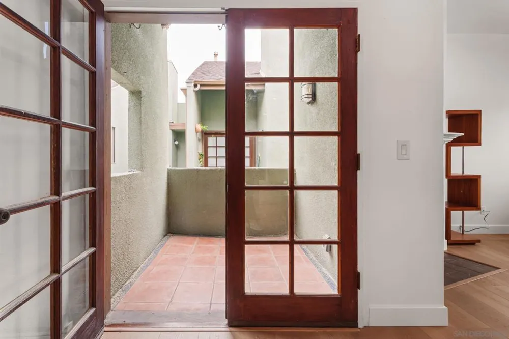 4630 FELTON STREET #14 San Diego, CA 92116