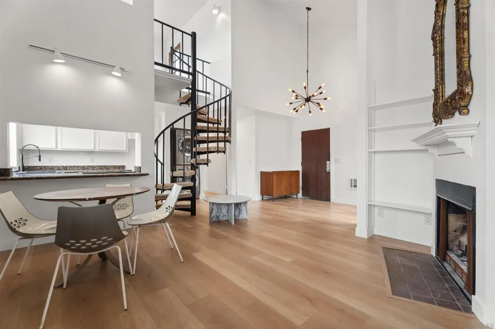 4630 FELTON STREET #14 San Diego, CA 92116