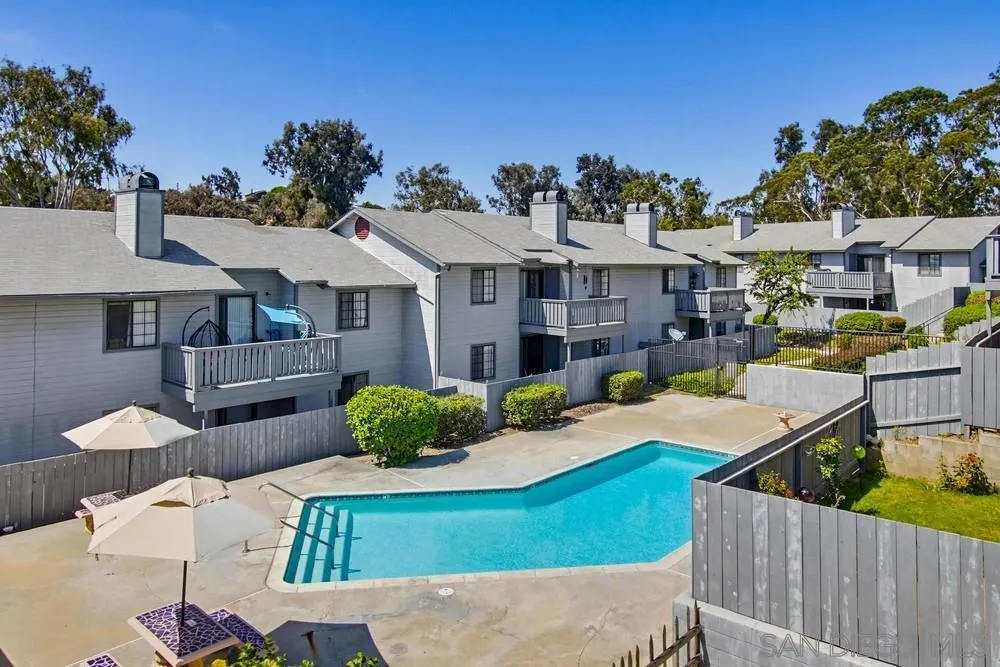 215 Camlau #B Chula Vista, CA 91911