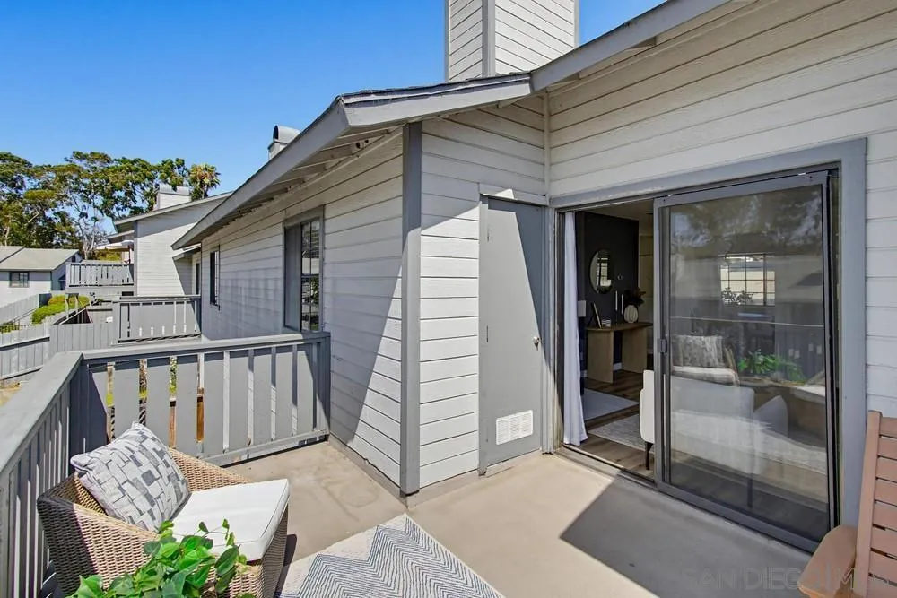 215 Camlau #B Chula Vista, CA 91911