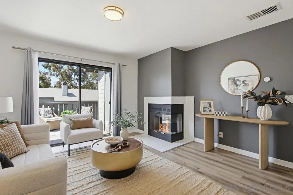 215 Camlau #B Chula Vista, CA 91911
