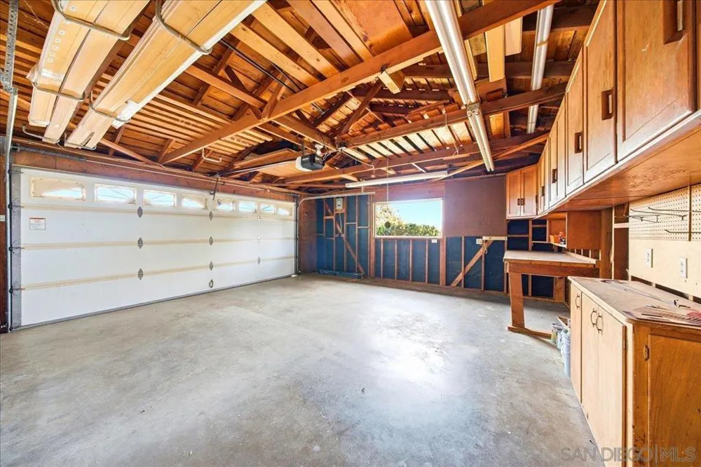3195 Purer Rd Escondido, CA 92029