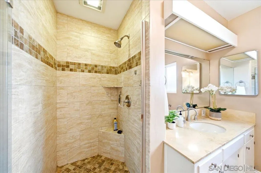 3195 Purer Rd Escondido, CA 92029