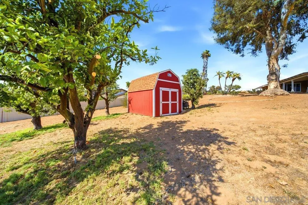 3195 Purer Rd Escondido, CA 92029