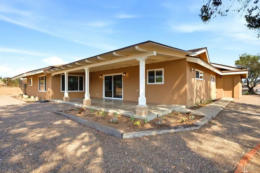 3195 Purer Rd Escondido, CA 92029