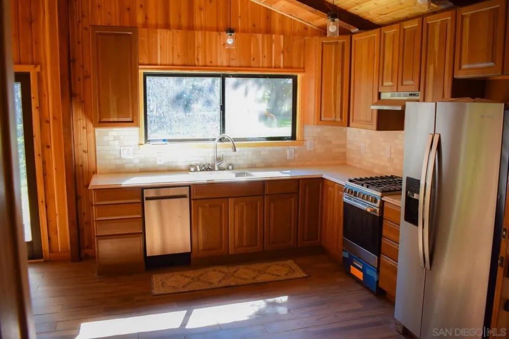 7627 Pine Blvd Pine Valley, CA 91962