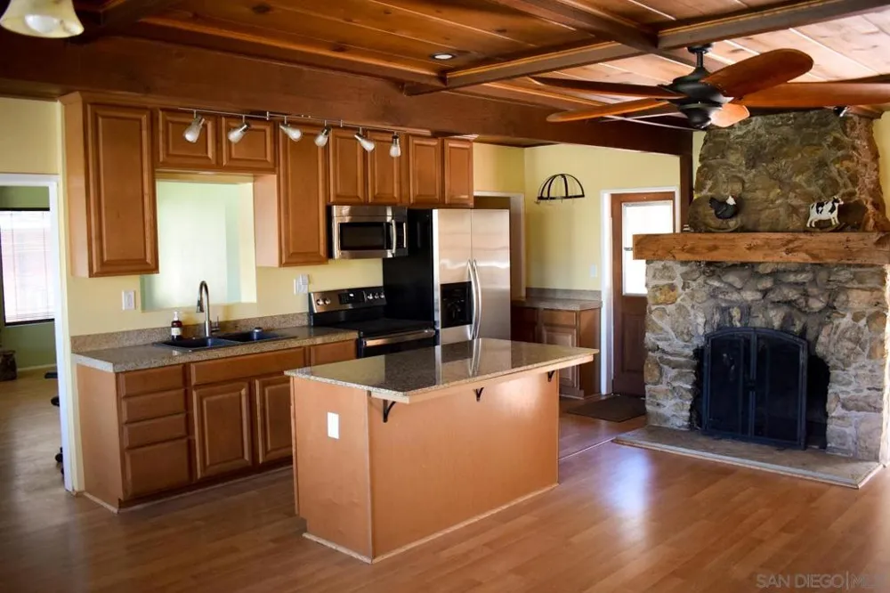7627 Pine Blvd Pine Valley, CA 91962