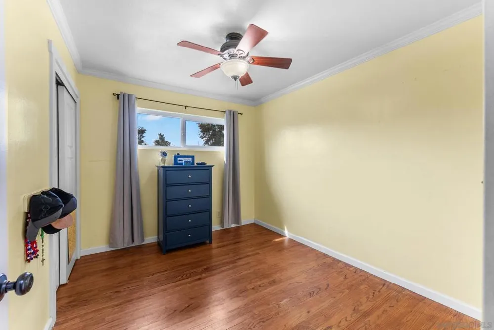 665 Foy Ln Escondido, CA 92025