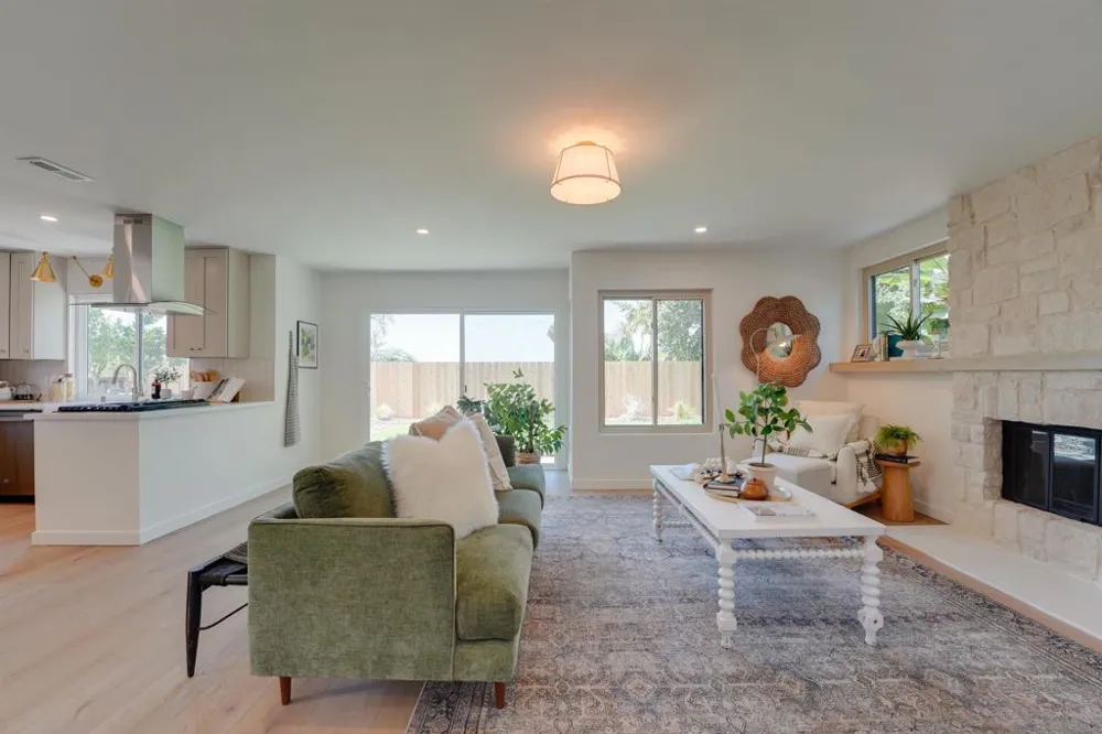 16022 Sun Summit Point San Diego, CA 92127