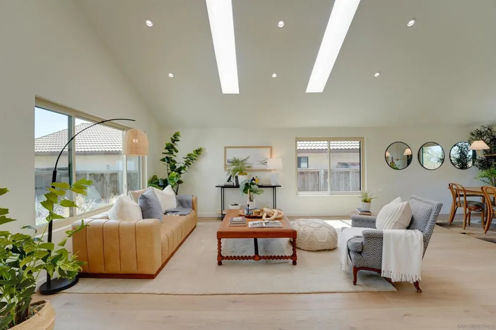 16022 Sun Summit Point San Diego, CA 92127