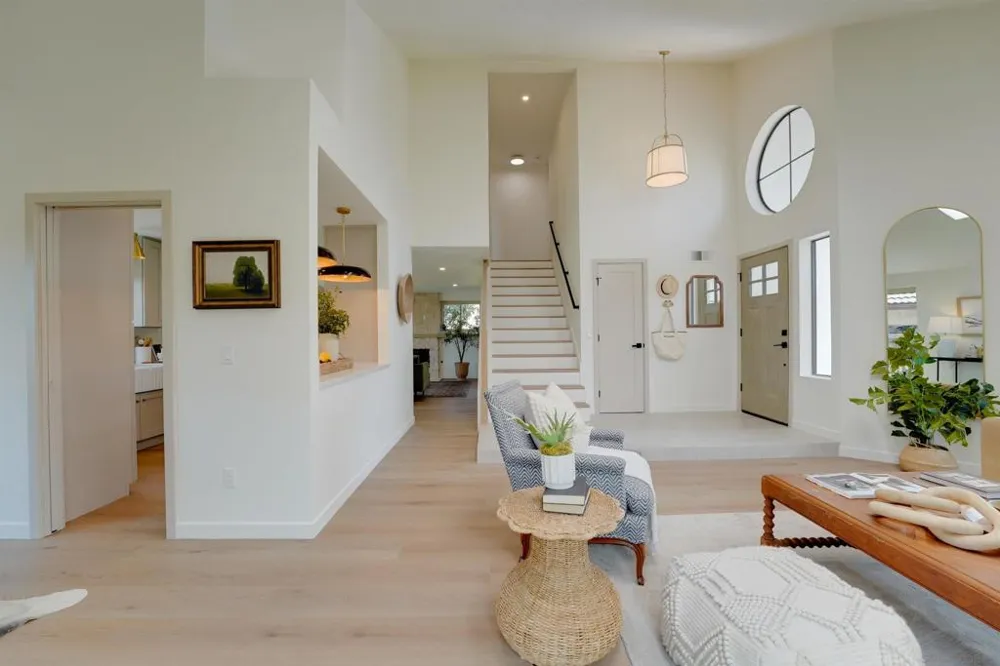 16022 Sun Summit Point San Diego, CA 92127
